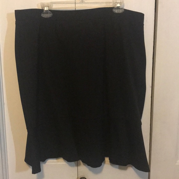 Lane Bryant Black Skirt - Picture 2 of 3